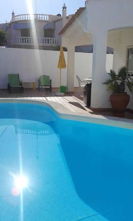 Luxurious Villa In Albufeira With Pool 0*,